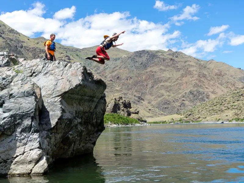 sturgeon rock in hells canyon